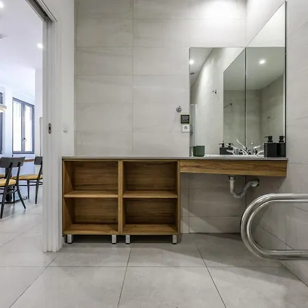 Malvarrosa Apartmán *