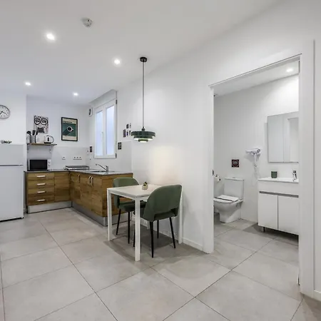 Amazinn Cabanyal * Valencia